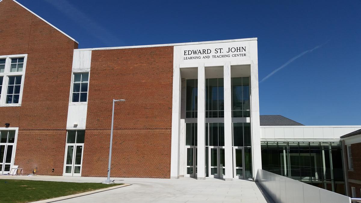 Edward St. John Learning and Teaching Center image 1++